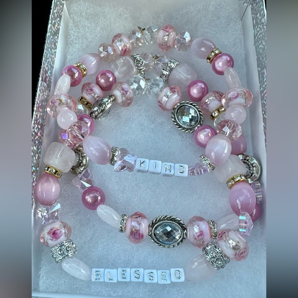 Meet your Posher, LaRaé - Picture 6 of 16